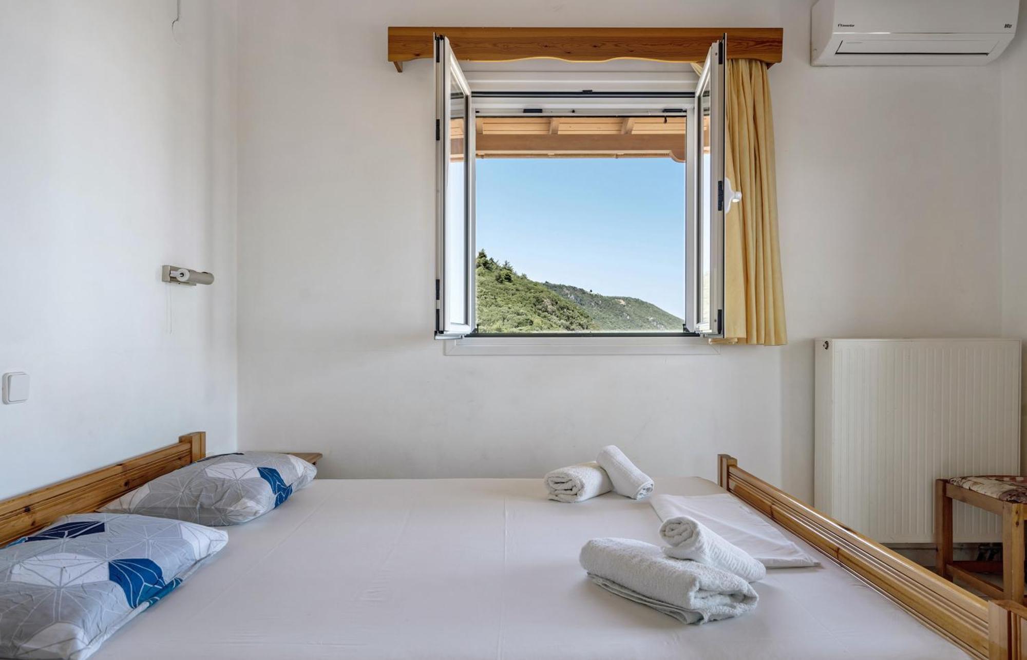 Lefkothea Apartment 2 Frinion Bagian luar foto