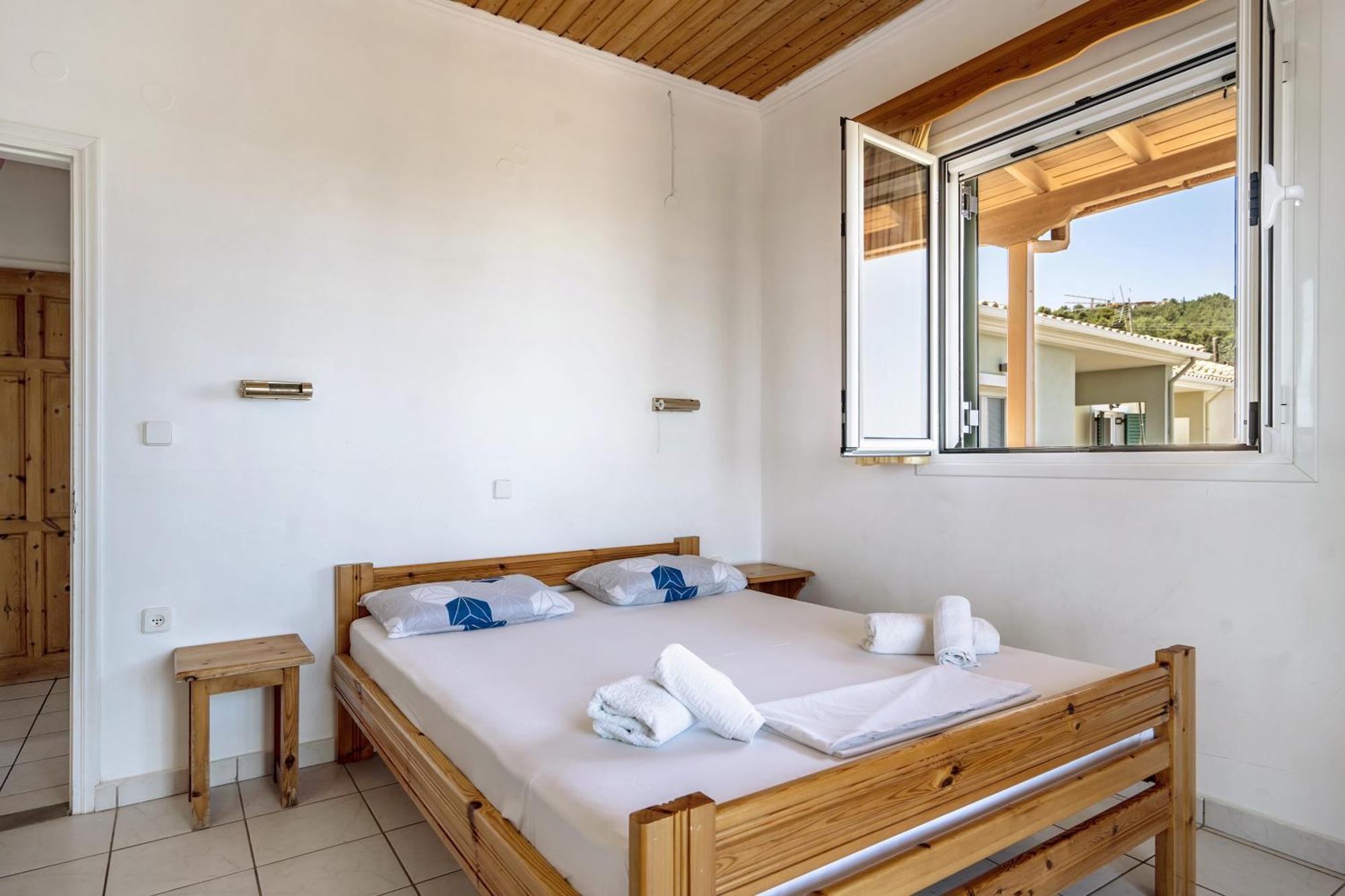 Lefkothea Apartment 2 Frinion Bagian luar foto