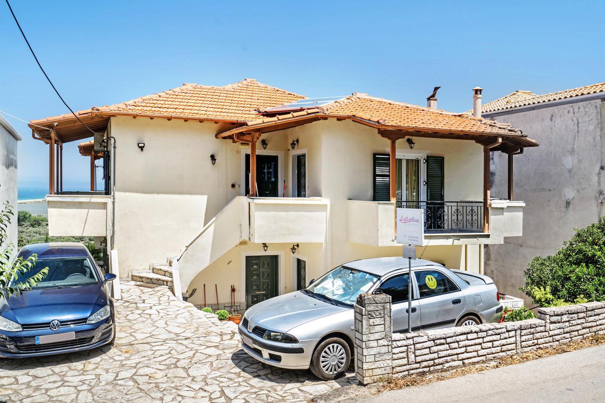 Lefkothea Apartment 2 Frinion Bagian luar foto