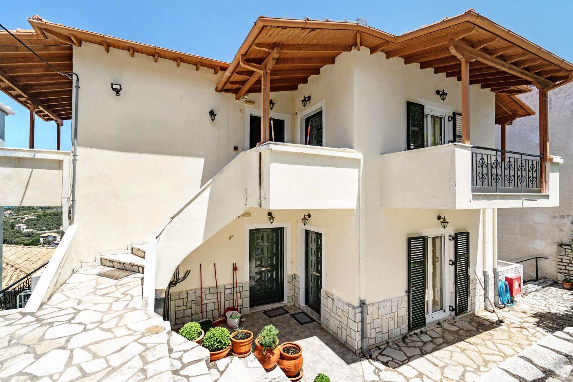 Lefkothea Apartment 2 Frinion Bagian luar foto
