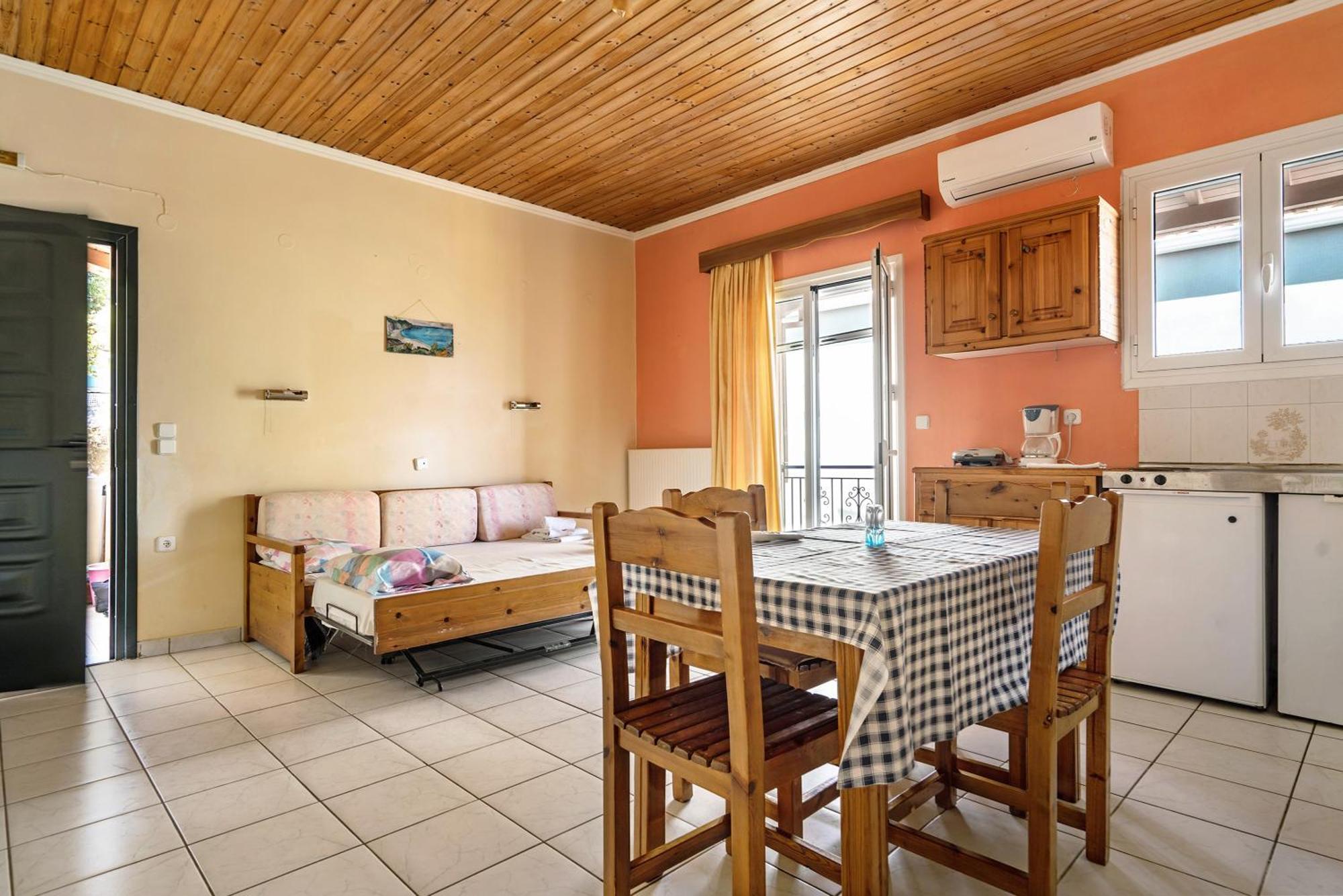 Lefkothea Apartment 2 Frinion Bagian luar foto